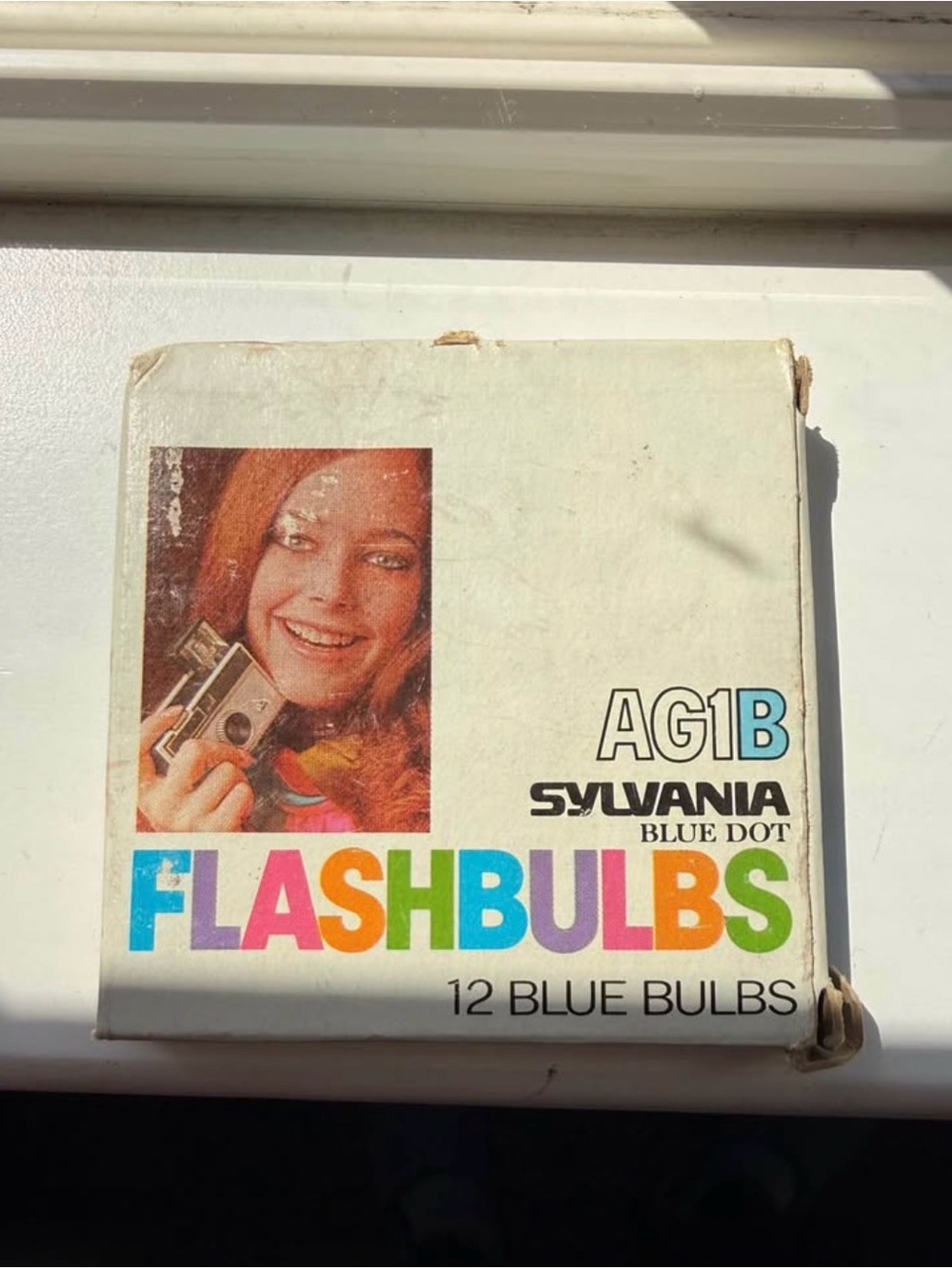 Vintage Sylvania AG1B Blue Dot Flashbulbs - Box of 12